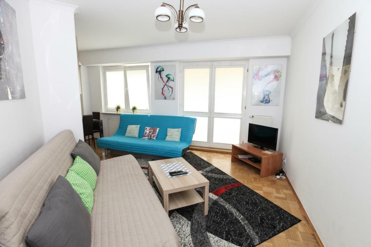 Green Kabaty Apartment 1 وارسو المظهر الخارجي الصورة